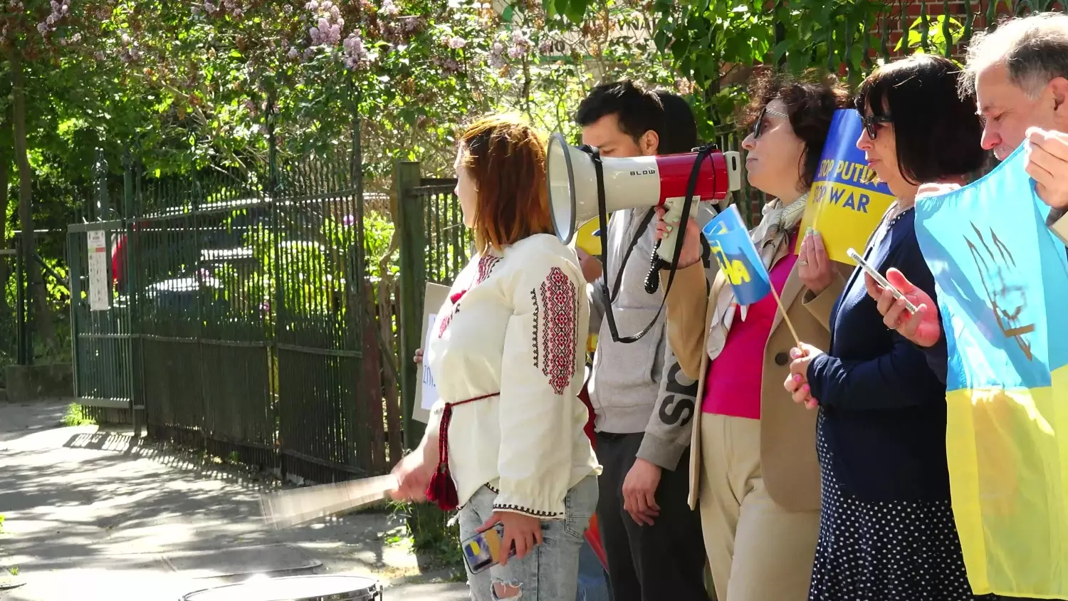 Protest pod rosyjskim konsulatem w 80. rocznicę deportacji Tatarów krymskich