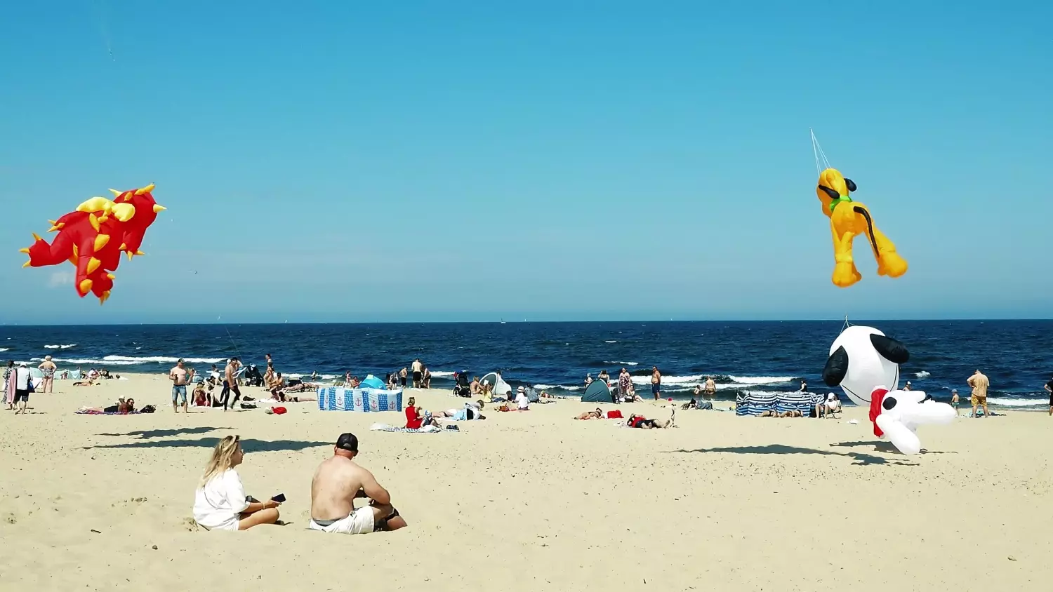 „Moc Ognistego Smoka”, czyli 8. edycja Karnawału Latawców na Wyspie Sobieszewskiej w Gdańsku