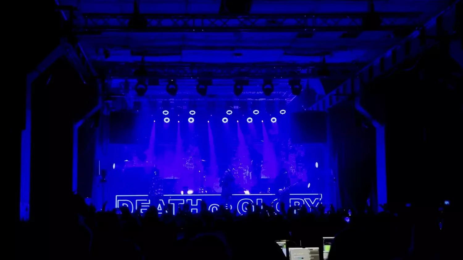 Palaye Royale w B90 w Gdańsku