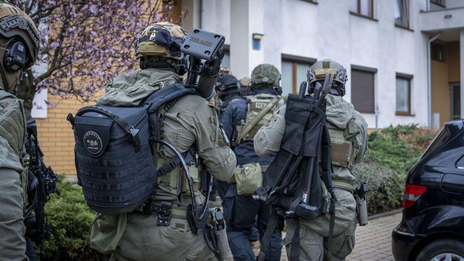 Eksplozja w laboratorium narkotyków przyczyną pożaru hali w Gdańsku. Trzy osoby zatrzymane