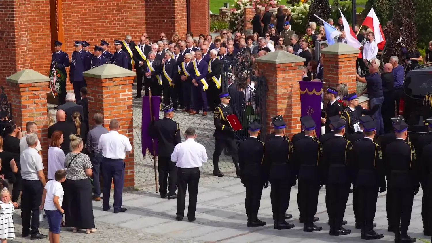 W Sierakowicach pożegnano druha Krystiana Dułaka