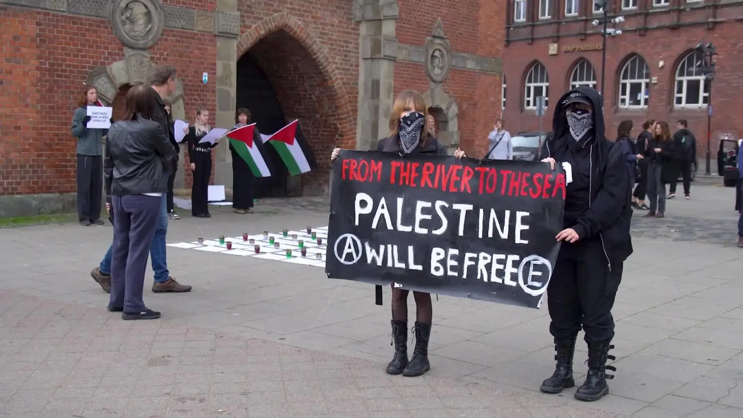 Gdańsk solidarny z Palestyną. Protest i apel o embargo na handel bronią