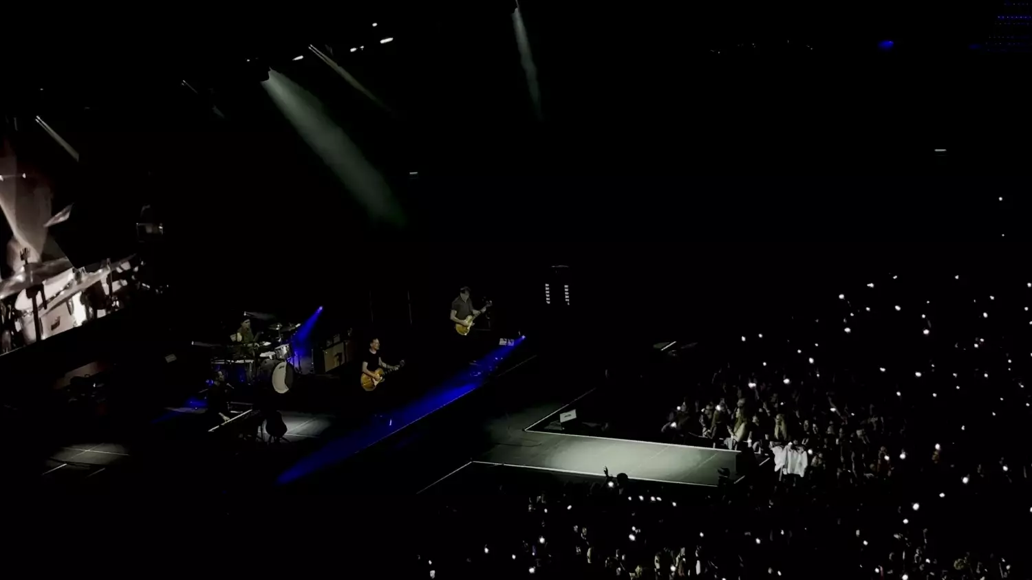 Bryan Adams - Summer of '69 | Ergo Arena