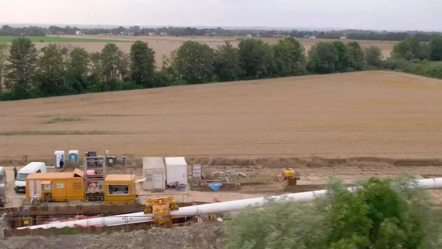 Tak powstają gazociąg Gdańsk-Gustorzyn i nabrzeże terminalu FSRU. Zobacz postęp prac!
