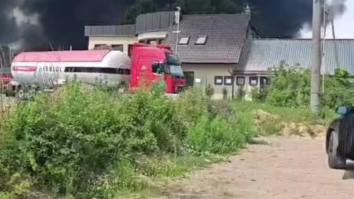 Pożar fabryki perfum w podusteckim Charnowie