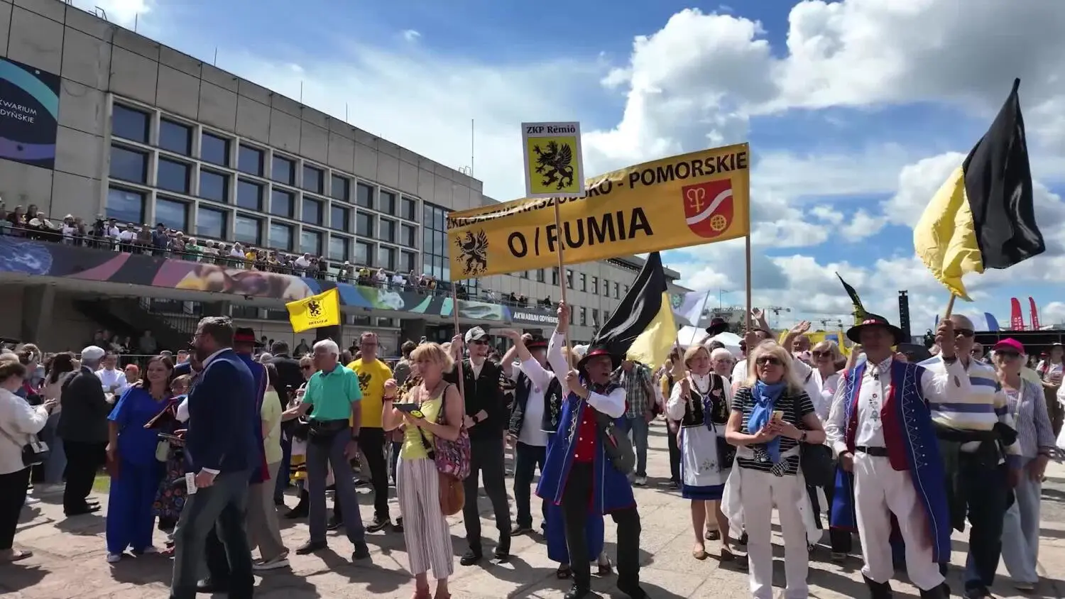 Po 20 latach wrócili do Gdyni. Trwa największe święto Kaszubów